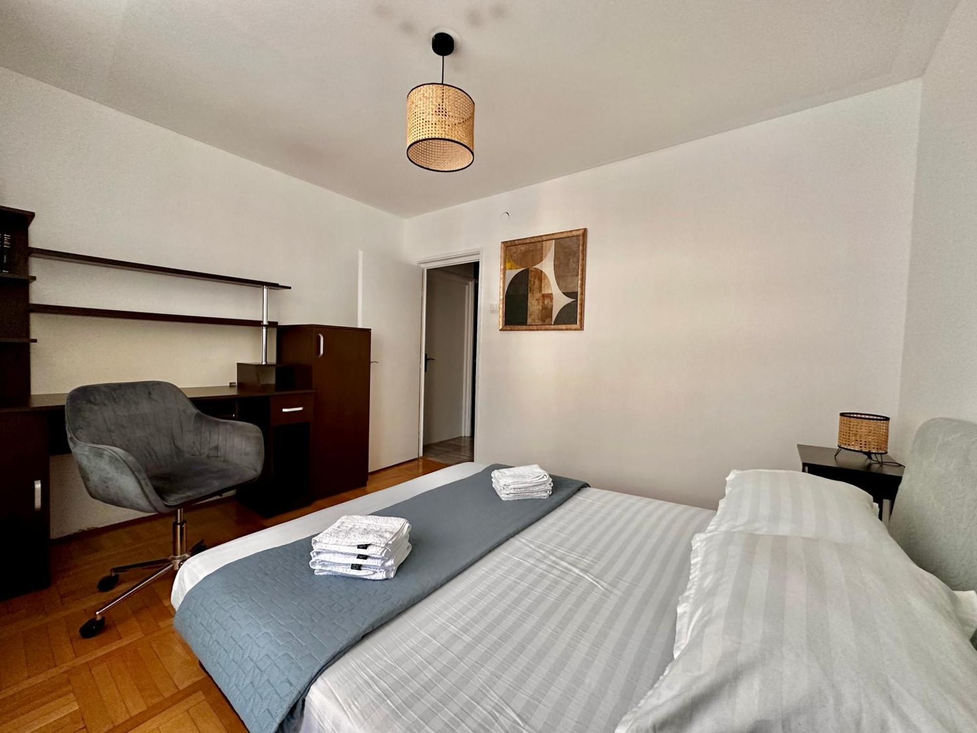 Spacious Zen, Smart Tv, Fully Equipped Kitchen, 70 Mp, Tichete De Vacanta, Late Check-Out Available Bucureşti Eksteriør bilde